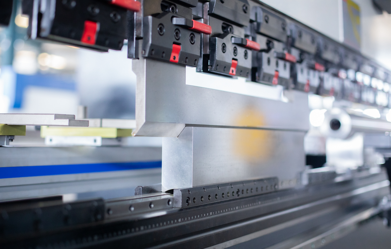 100t hidrauličke CNC preše za kočnice Krunjenje Cnc preše za kočnice Delem