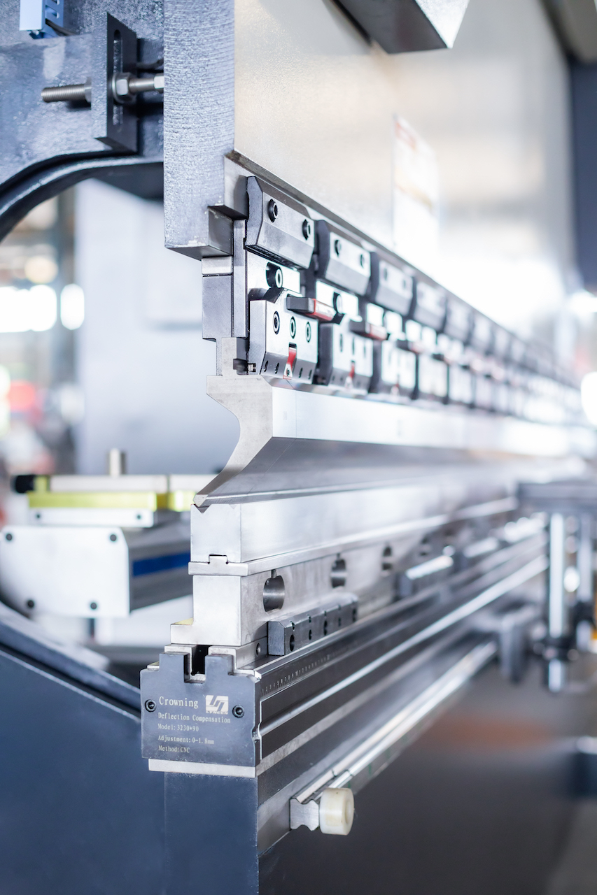 100t hidrauličke CNC preše za kočnice Krunjenje Cnc preše za kočnice Delem