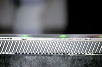 1500*3000mm 500w Racuys Or Ipg Fiber Laser Cutting Machine 1500*3000mm 500w Racuys ili Ipg Fiber laserski stroj za rezanje