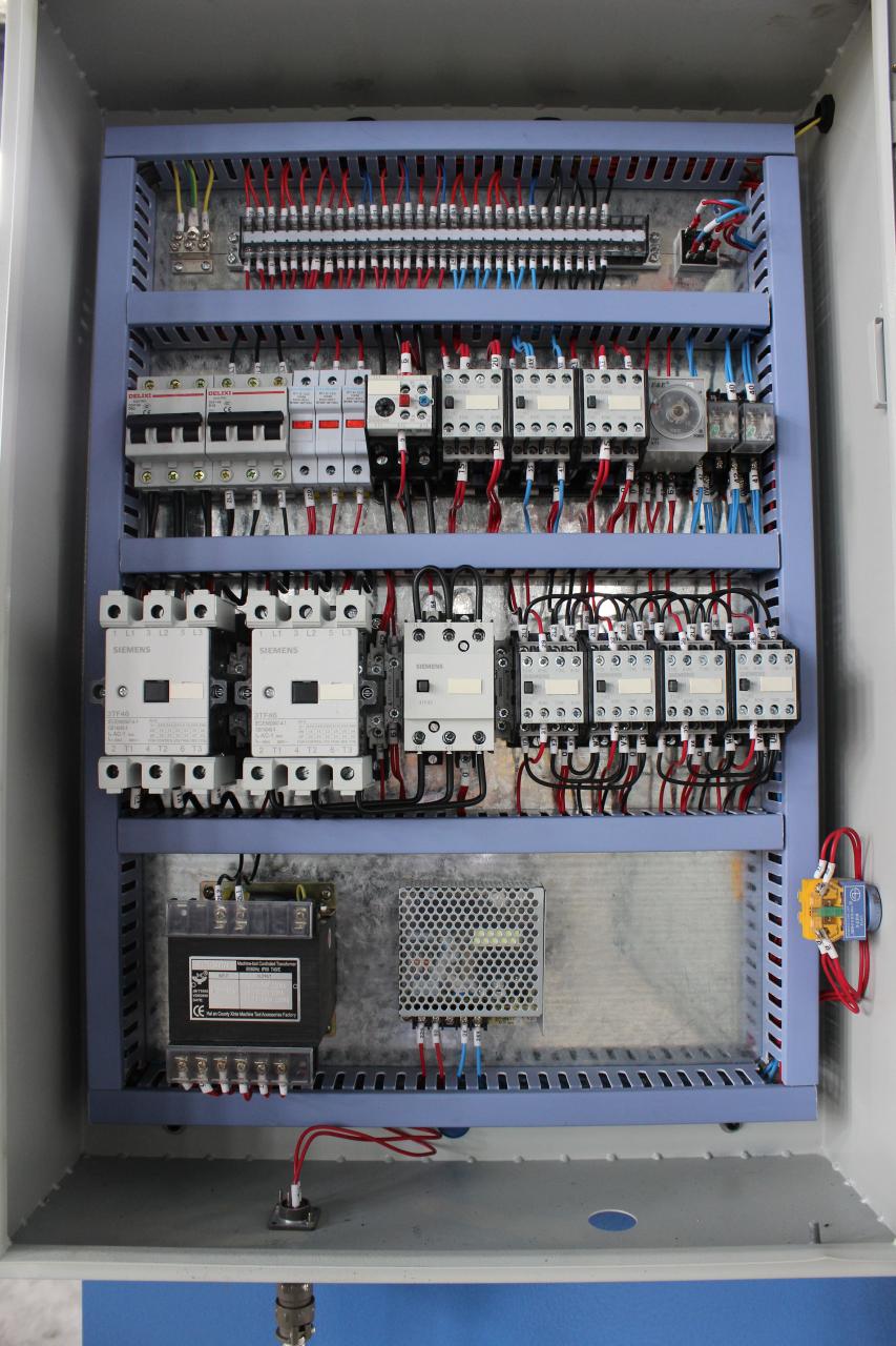 Hidraulički Nc stroj za šišanje okretne grede duljine 2,5 m