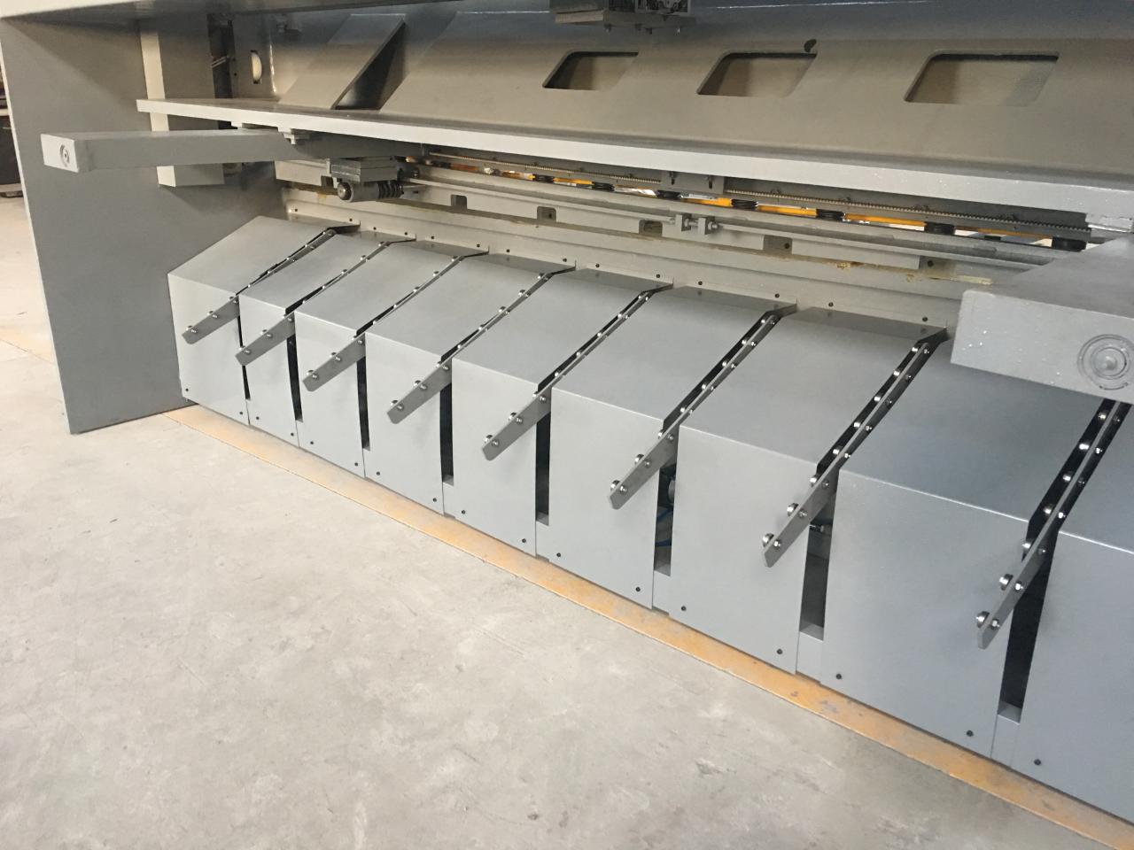 Hidraulički Nc stroj za šišanje okretne grede duljine 2,5 m