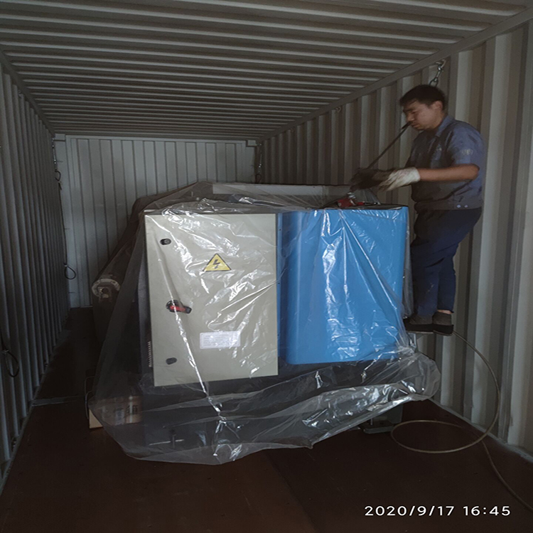 300t/4000 Hydraulic Press Brake Machine 300t/4000 hidraulični stroj za presovanje