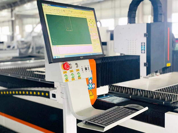 3015 Fiber Laser Cutting Machine For High-Speed Cutting Of 1-6mm Metal Materials Stroj za lasersko rezanje vlakana 3015 za brzo rezanje metalnih materijala od 1-6 mm