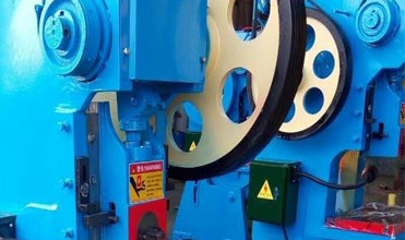 400 Ton Small Pneumatic Power Punch Press Mechanical Eccentric Punching Machine Mala pneumatska preša za bušenje od 400 tona, mehanički ekscentrični stroj za bušenje