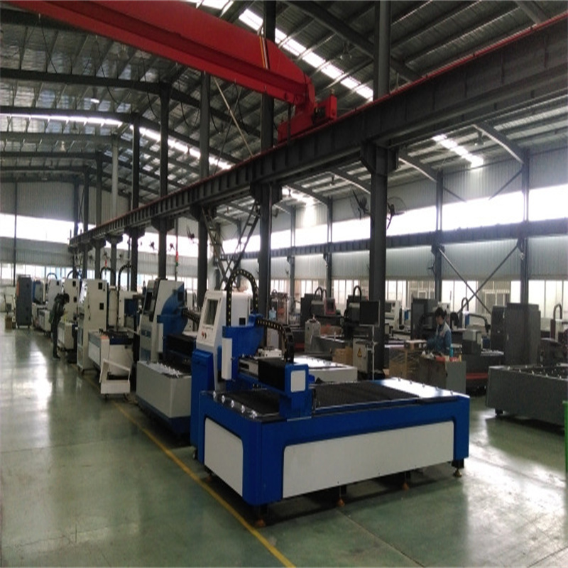 Stroj za lasersko rezanje vlakana po povoljnoj cijeni od 500 W na prodaju