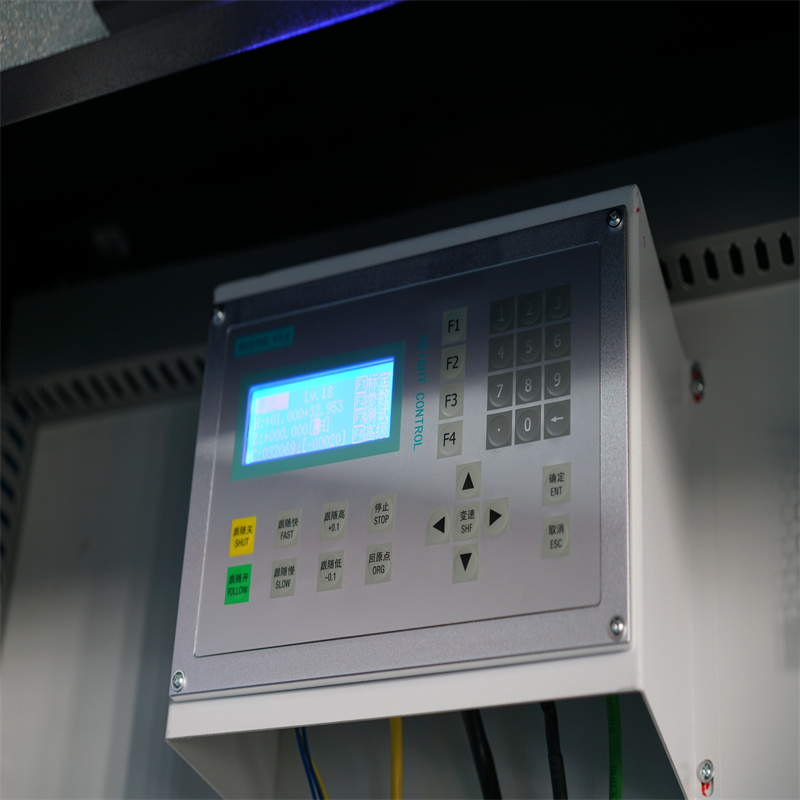 Stroj za lasersko rezanje s čeličnim metalnim vlaknima od 5 mm CNC ploča Cijena