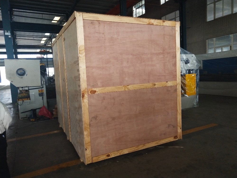 China Metal Hydraulic Press Brake Machine With Reasonable Price Kineski stroj za metalne hidraulične preše s razumnom cijenom