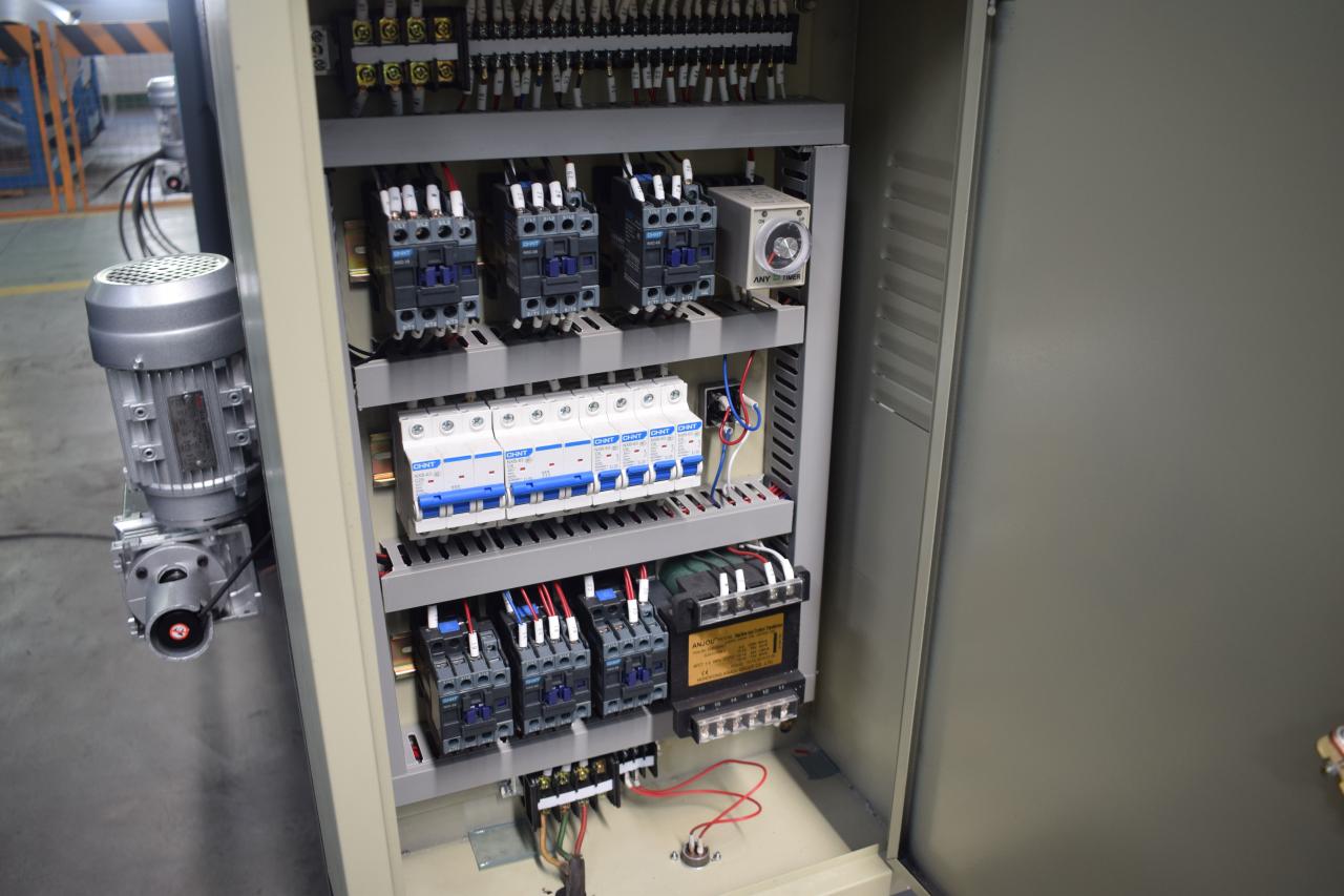 Cnc stroj za rezanje lima Hidraulički stroj za rezanje čeličnih ploča