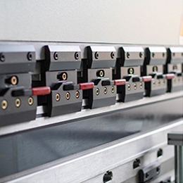 Metal Plate Press Brake Machine / CNC Hydraulic Press Brake Machine Stroj za presovanje s metalnom pločom / CNC hidraulični stroj za presovanje