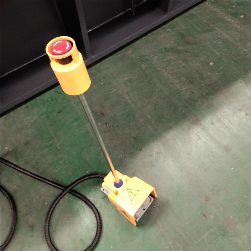 Qc12k-4x2500 Cnc Hydraulic Customized Shearing Machine Cutting Machine Qc12k-4x2500 Cnc hidraulički prilagođeni stroj za šišanje Stroj za rezanje