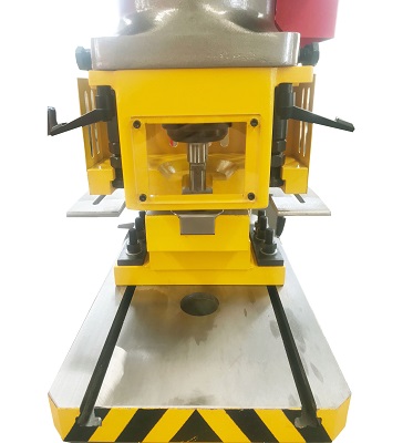 Steel Plate Angle Cutting Punching Notching Machine Hydraulic Ironworker For Sale Stroj za rezanje pod kutem, probijanje, urezivanje, hidraulični stroj za obradu željeza na prodaju