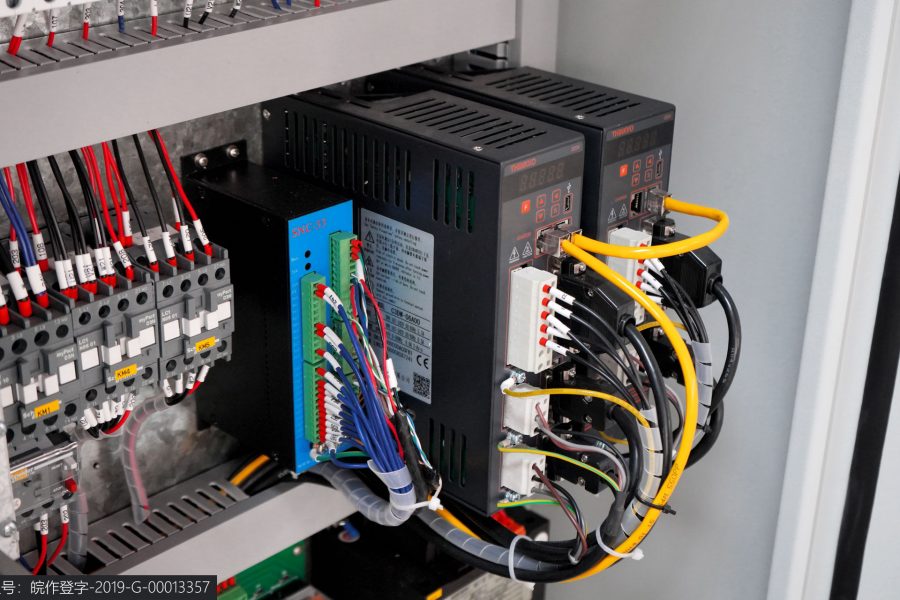 Wc67 Hydraulic Press Brake / CNC Press Bending Machine / Plate Bending Machine China Wc67 Hidraulička presa / CNC stroj za savijanje preša / Stroj za savijanje ploča Kina