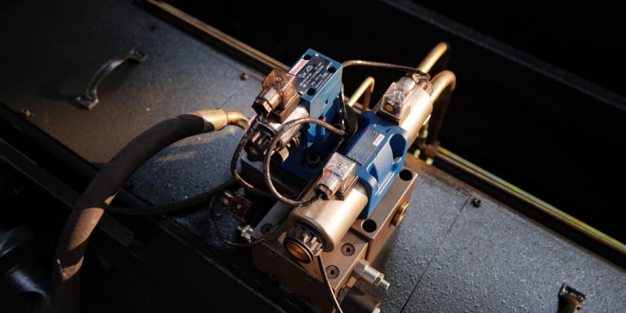 Wc67 Hydraulic Press Brake / CNC Press Bending Machine / Plate Bending Machine China Wc67 Hidraulička presa / CNC stroj za savijanje preša / Stroj za savijanje ploča Kina