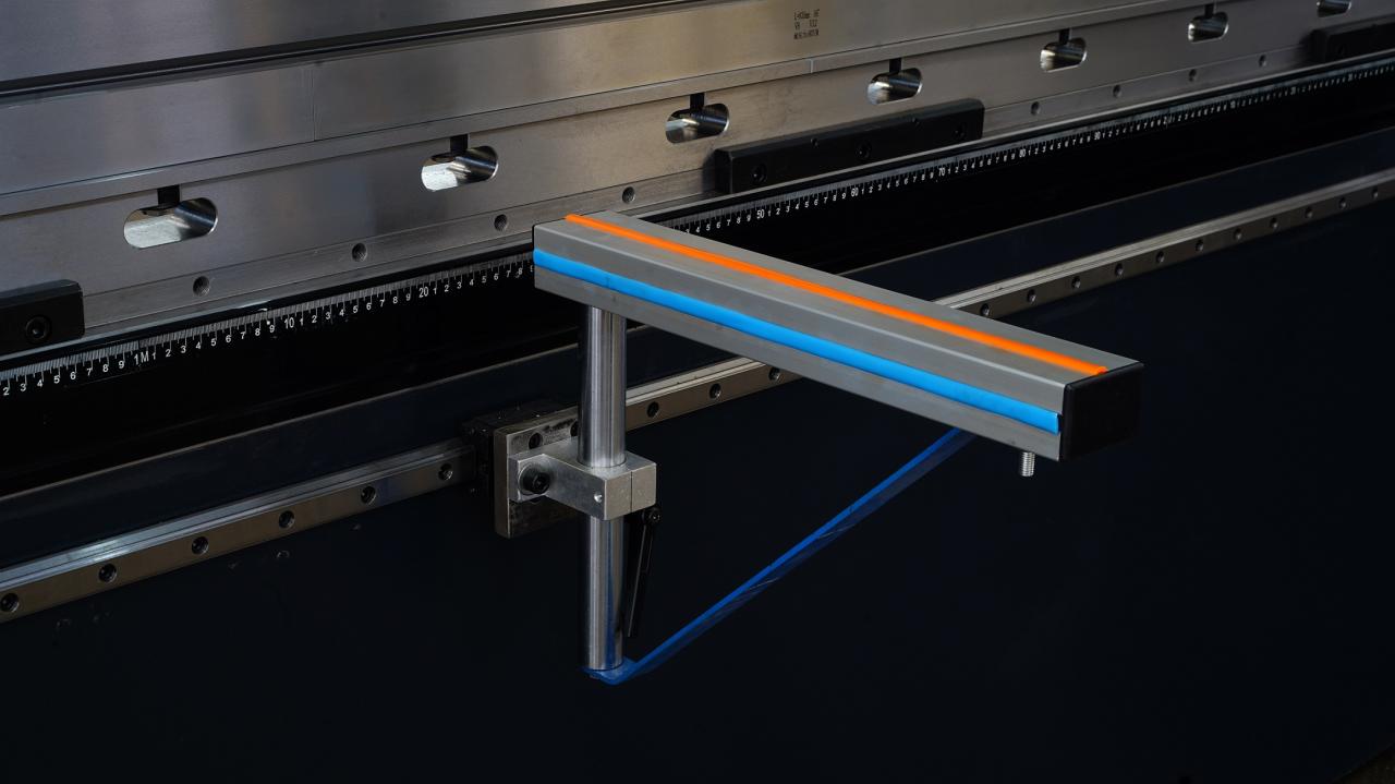 Wc67k-400T Cnc Plc ručni stroj za savijanje limova, hidraulični Nc stroj za presovanje