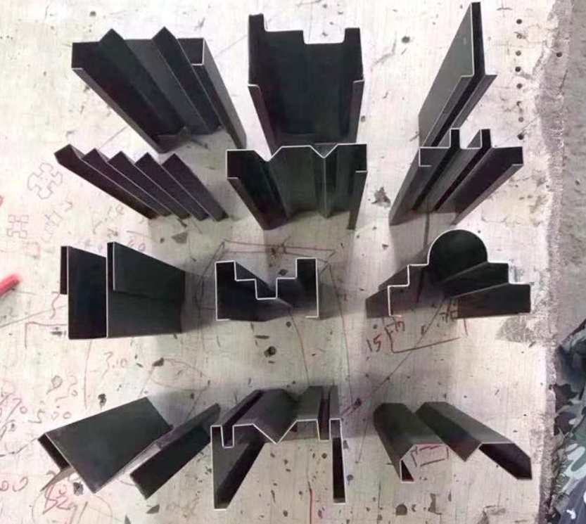 Wc67yk 80 100 160 200 Ton 3200mm E21 Nc Sheet Metal Oil Hydraulic Press Brake Price Wc67yk 80 100 160 200 Tona 3200mm E21 Nc Cijena hidrauličke preše za ulje od lima