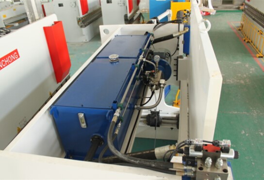 Wc67yk 80 100 160 200 Ton 3200mm E21 Nc Sheet Metal Oil Hydraulic Press Brake Price Wc67yk 80 100 160 200 Tona 3200mm E21 Nc Cijena hidrauličke preše za ulje od lima